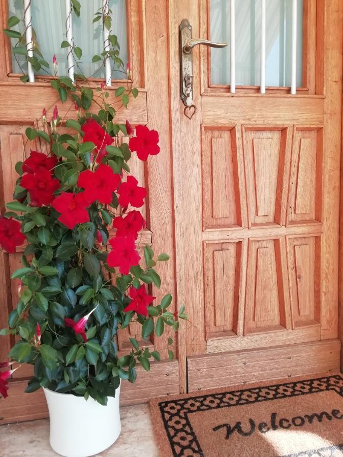B&B La Casa Di Loretta Paderno Экстерьер фото