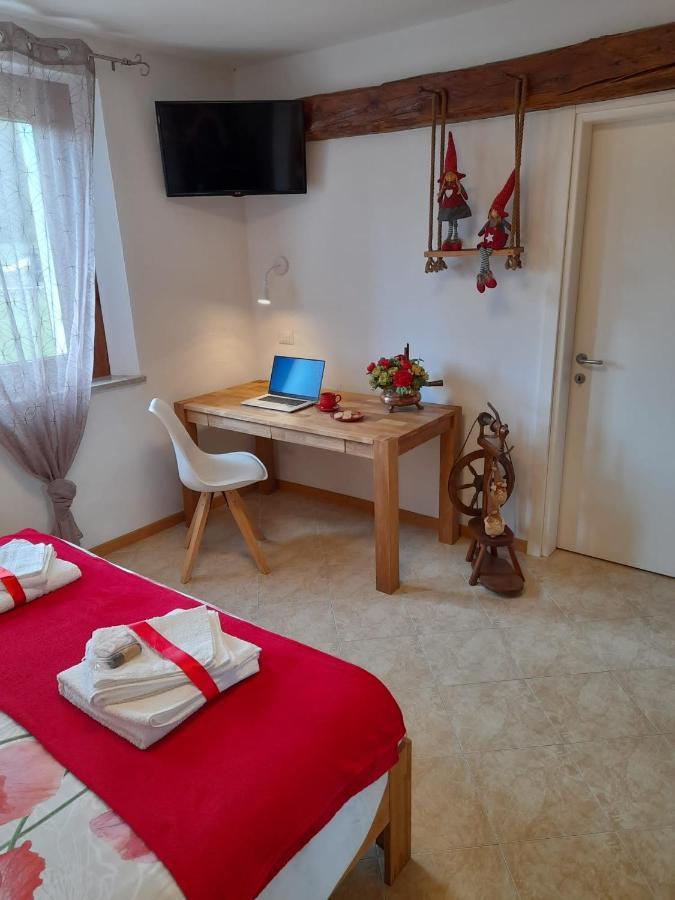 B&B La Casa Di Loretta Paderno Экстерьер фото
