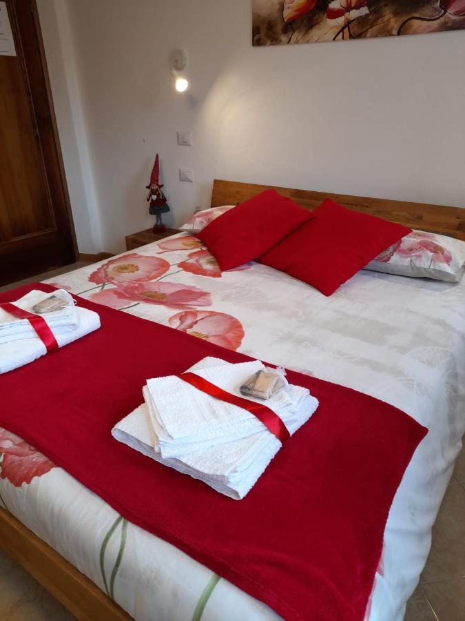 B&B La Casa Di Loretta Paderno Экстерьер фото